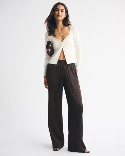 Abercrombie & Fitch Bra-free Twist Sweater In White