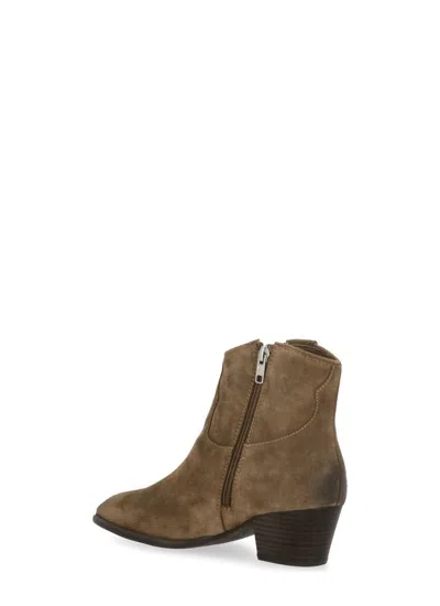 Ash Boots In Brown