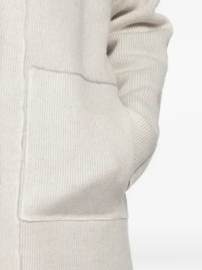 Oyuna Buttoned Pocket Coat In White