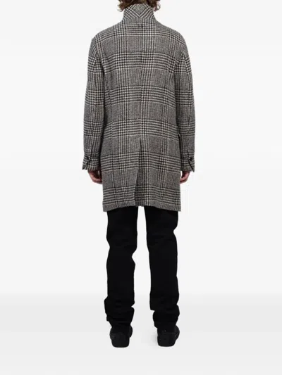 Hannes Roether Checked Buttoned Coat In Gray