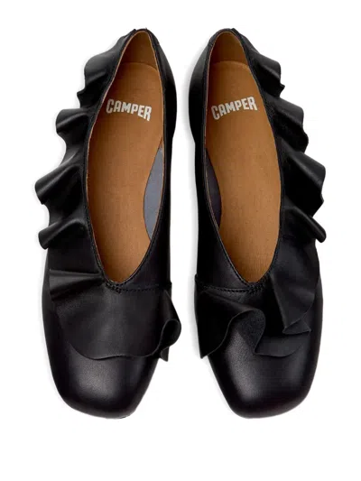 Camper Casi Myra Ruffled Ballerinas In Black