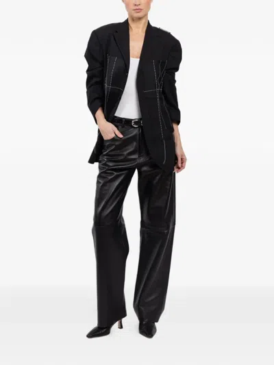 对比缝线搭扣西装夹克