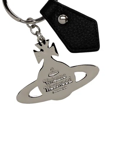 Vivienne Westwood Hammered Orb Keychain In Black