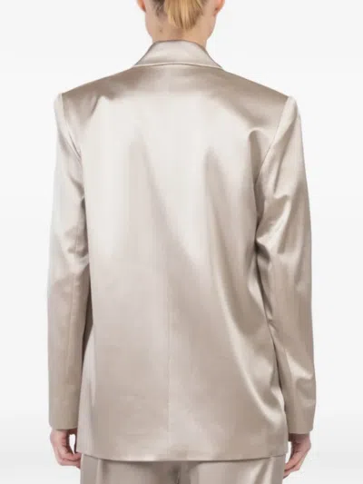 超大款西装夹克