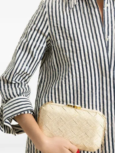 心形编织手拿包