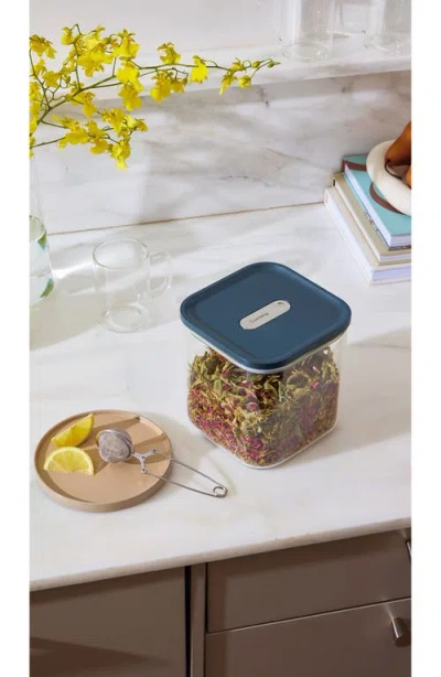 Caraway Medium 2.5-quart Airtight Storage Container In Green