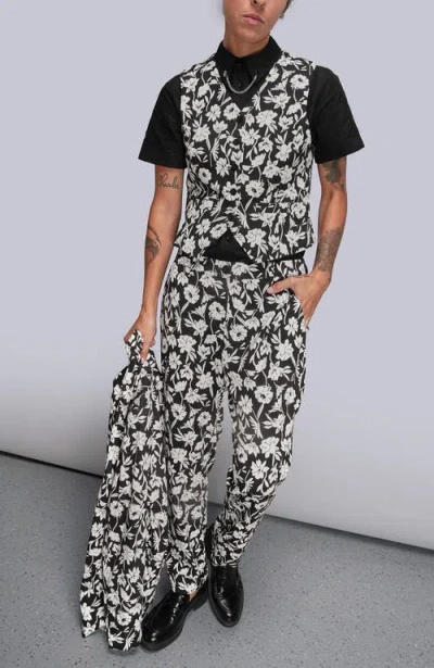 Wildfang The Empower Vest In Black