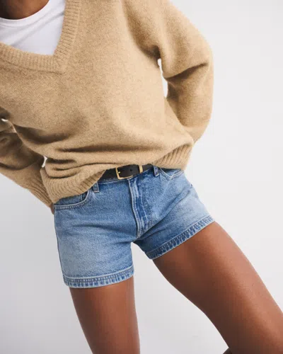 Abercrombie & Fitch Curve Love High Rise 90s Cutoff Short In Brown