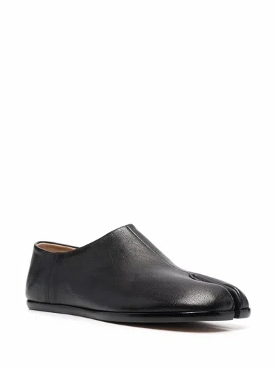 Maison Margiela Smooth Leather Loafers With Split-toe Design In Black