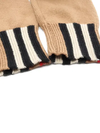 Pre-owned Burberry 2000s Icon Patterned-trim Sweater In Neutral