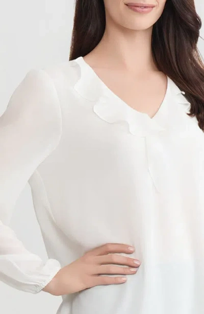 Kasper Ruffle Neck Top In White