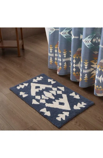 Pendleton Diamond Peak Bath Rug In Blue