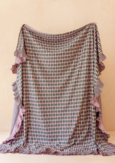 Tbco Cotton Ruffle Bedding Set In Multi