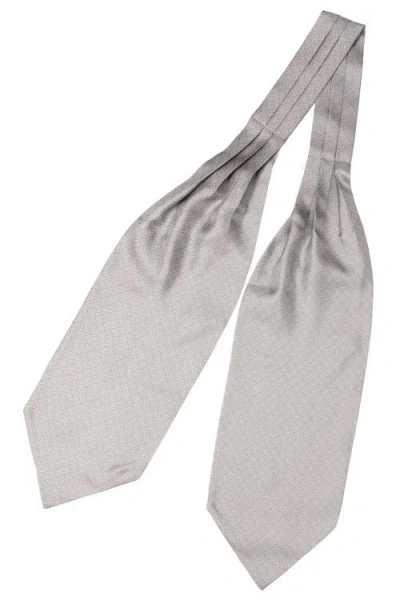 Elizabetta Sanremo In Gray