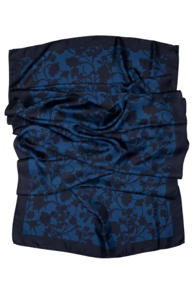 Elizabetta Regina In Blue