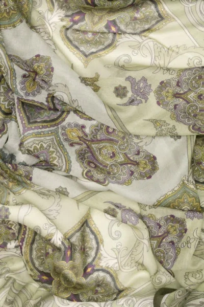 Elizabetta Venere In Neutral