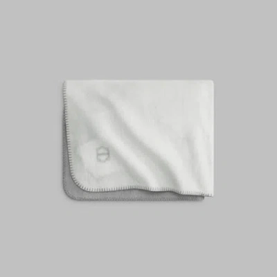 Togas Snowy Throw In Gray