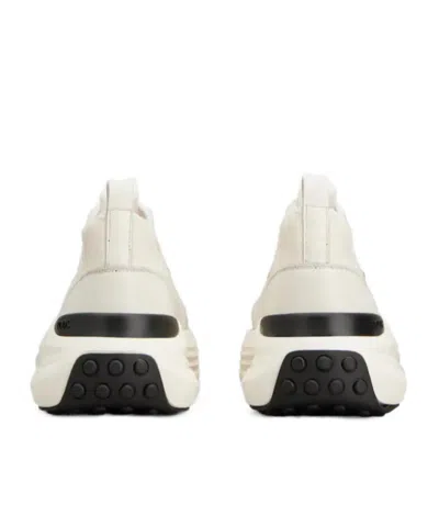 Tod's Low Top Leather Sneakers With Contrast Sole In White