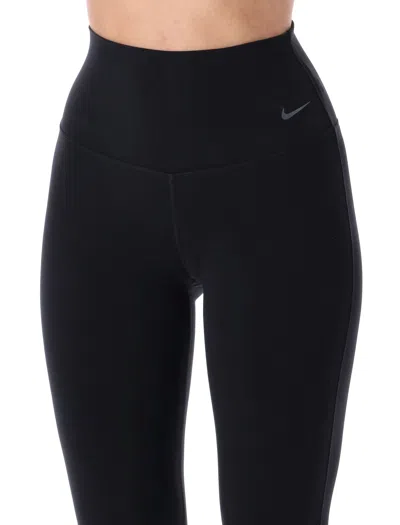 Nike Flared Leggings In Black