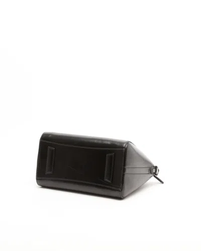 Givenchy Antigona Small Bag In Black