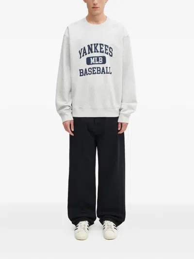 Sporty And Rich Graphic-print Sweatshirt In Gray