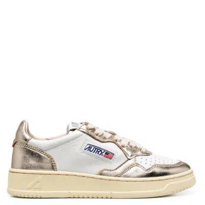 Autry Medalist Low Bicolor White Platinum Sneakers In White