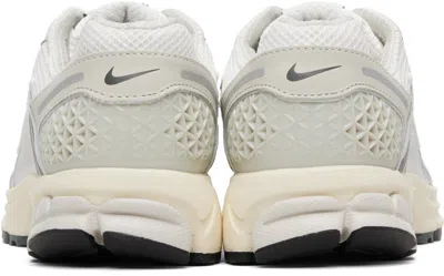 Nike Zoom Vomero 5 In Platinum Tint  Photon Dust  & Cashmere