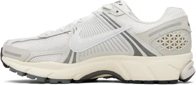 Nike Zoom Vomero 5 In Platinum Tint  Photon Dust  & Cashmere