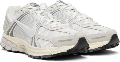Nike Zoom Vomero 5 In Platinum Tint  Photon Dust  & Cashmere