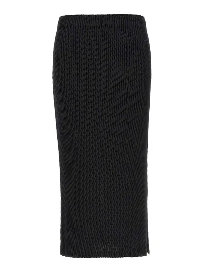 Issey Miyake Sleek Pleats Skirt In Black