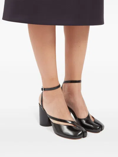 Maison Margiela Tabi Sandals In Brushed Leather In Black