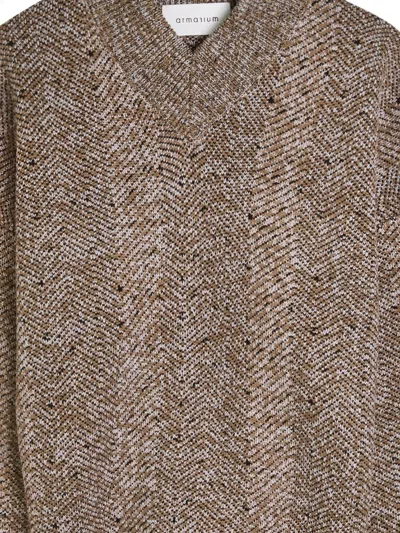 Armarium Herringbone V-neck Sweater In Brown