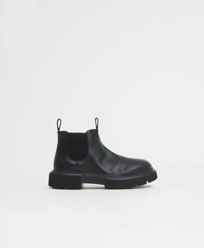 Mansur Gavriel Camilla Leather Chelsea Boots In Black