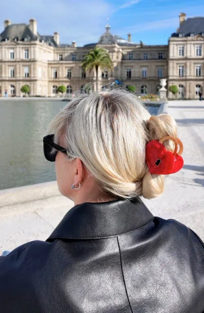 Solar Eclipse Padlock Heart Claw Clip In Red