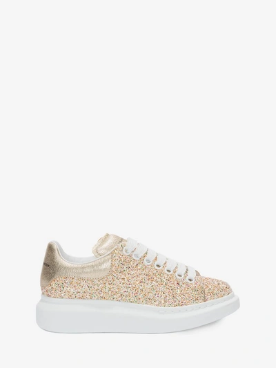 Alexander Mcqueen Chunky Outsole Coarse Glitter Metallic Leather Trainers In Gold