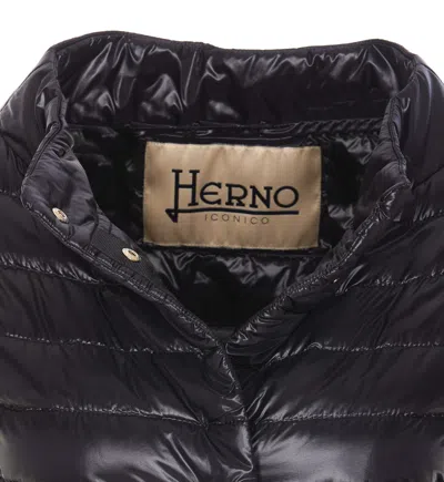 Herno Snap-button Short-sleeved Down Jacket In Black