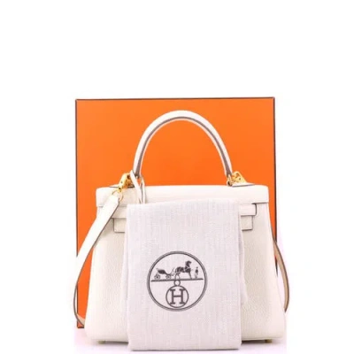Pre-owned Hermes  Hermes Kelly Handbag Light Togo With Gold Hardware 25 In Neutral
