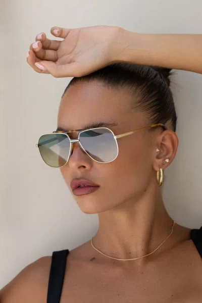 Freyrs Eyewear Logan Aviator Sunglasses In Gold