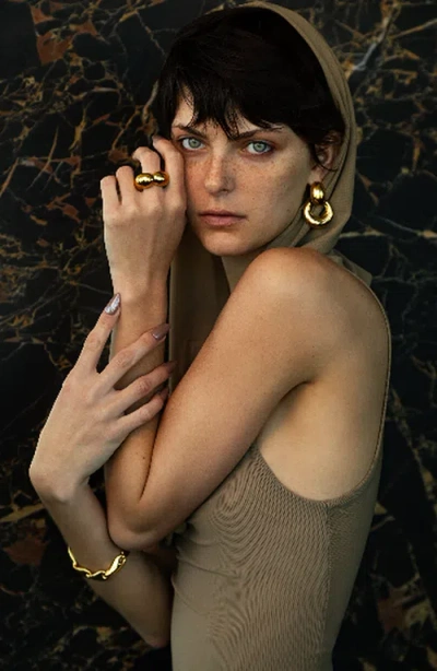 Kellery Legacy Hoops In Gold
