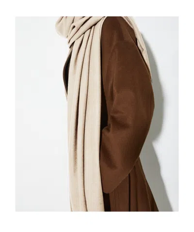 Maxco. Double-sided Shawl In White