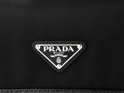 Prada Logo Shoulder Bag In Black