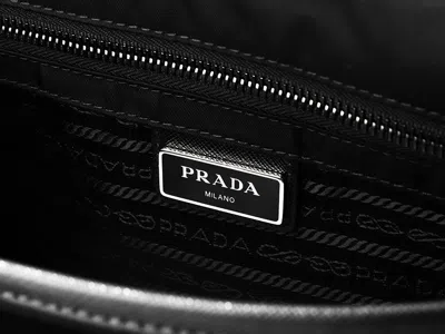 Prada Logo Shoulder Bag In Black
