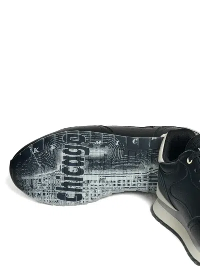 拼接系带运动鞋