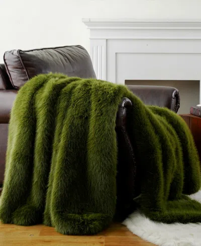 Battilo Lifestyle Faux Fur Throw, 50" X 60" In Green
