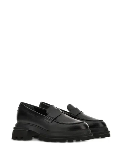 Hogan 10-storey Smooth Leather And Workwear Sole Loafers In Black