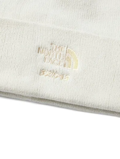 Skims X The North Face Embroidered Beanie In White