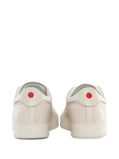 LOGO细节系带运动鞋