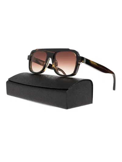 BROWLINE SUNGLASSES