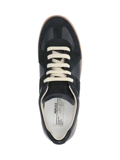 Maison Margiela Casual Low Top Sneakers With Suede Panels In Black