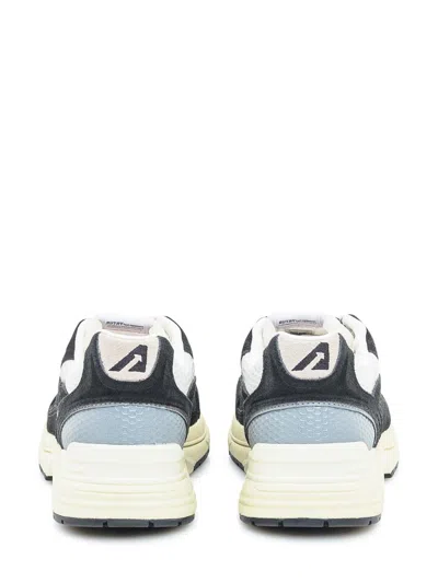 Autry Hyperway Sneakers In Black Mesh And Velvet In Black